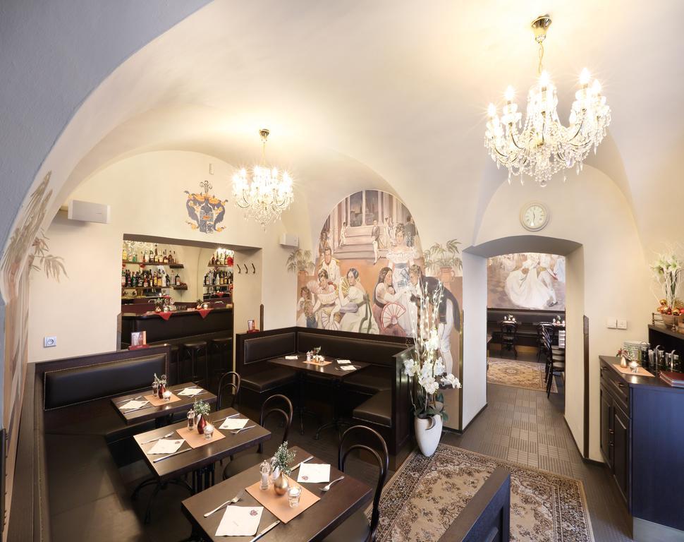 Apartments Pushkin Praha Bagian luar foto