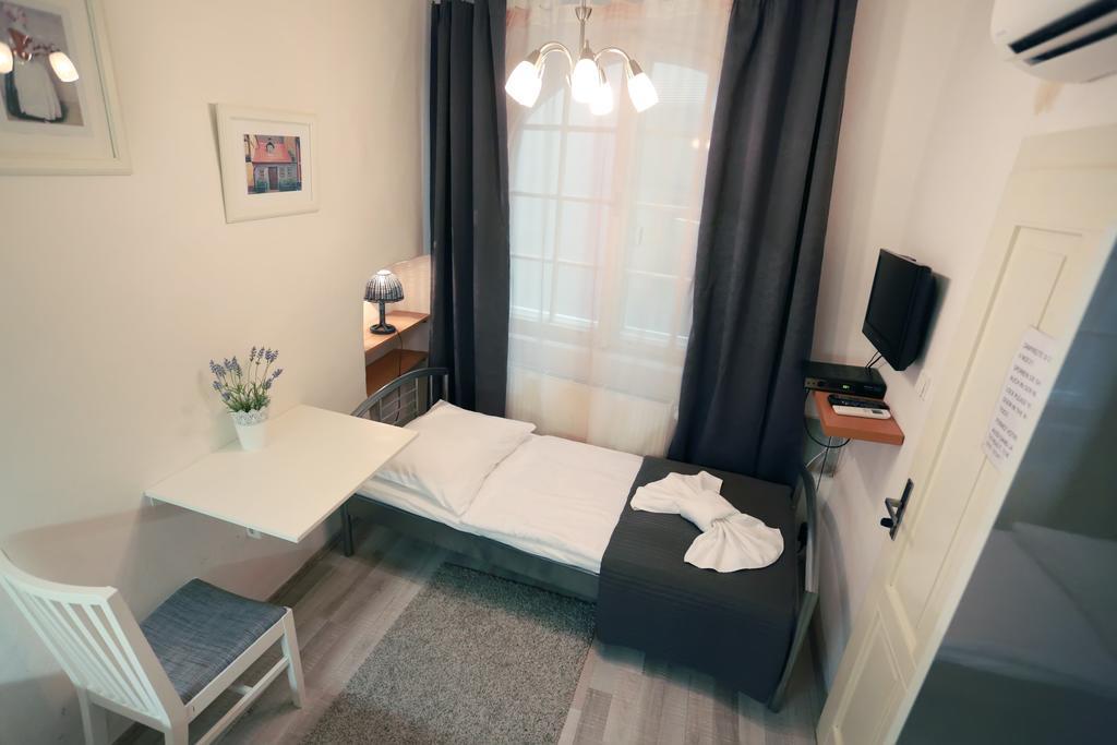 Apartments Pushkin Praha Ruang foto