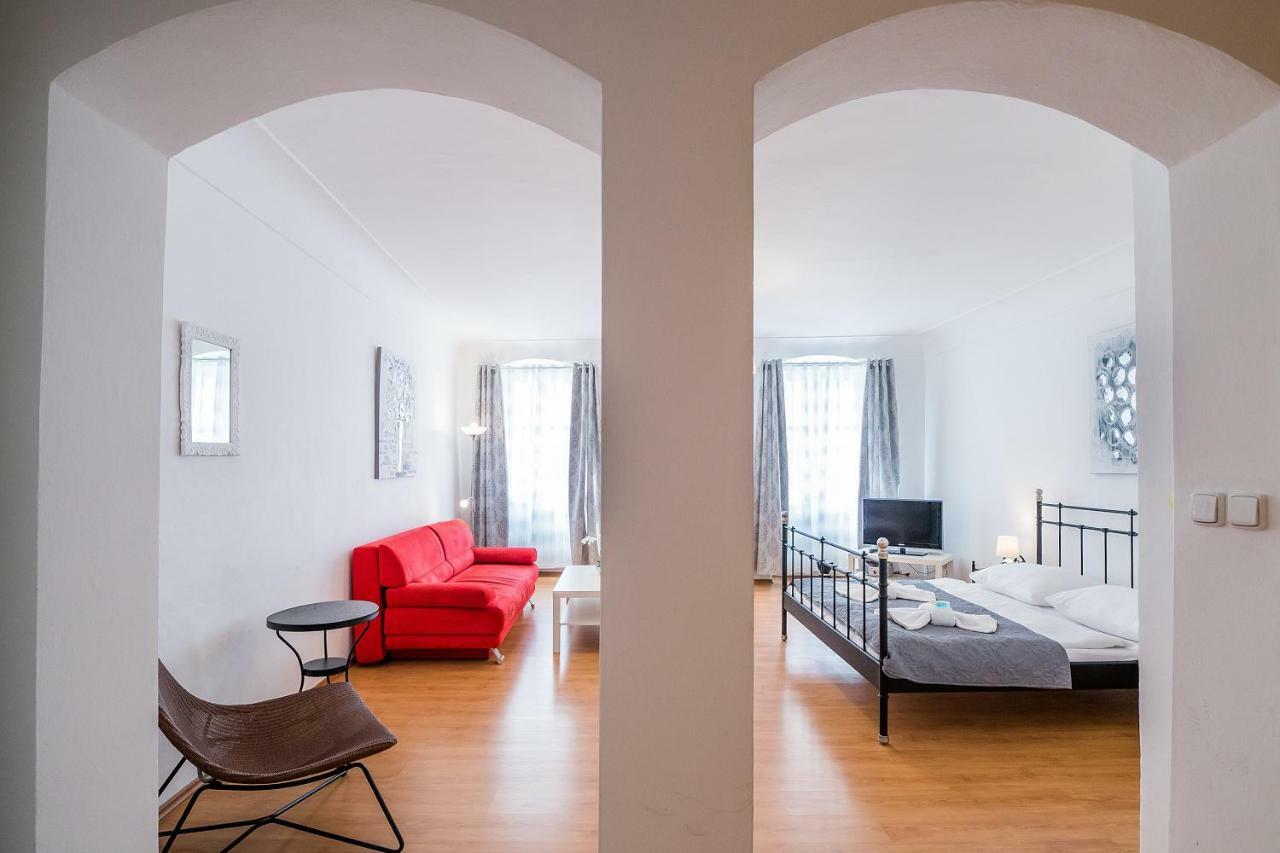 Apartments Pushkin Praha Bagian luar foto